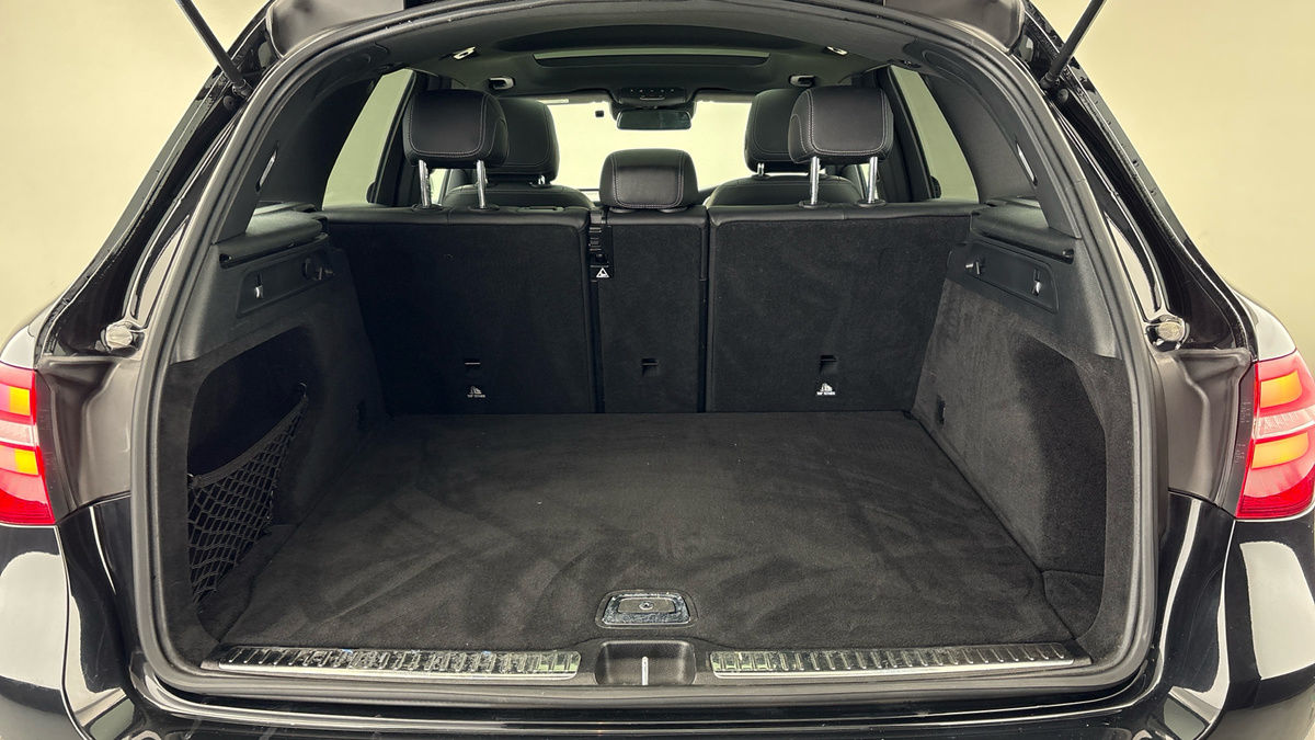 Mercedes-Benz GLC Image 11