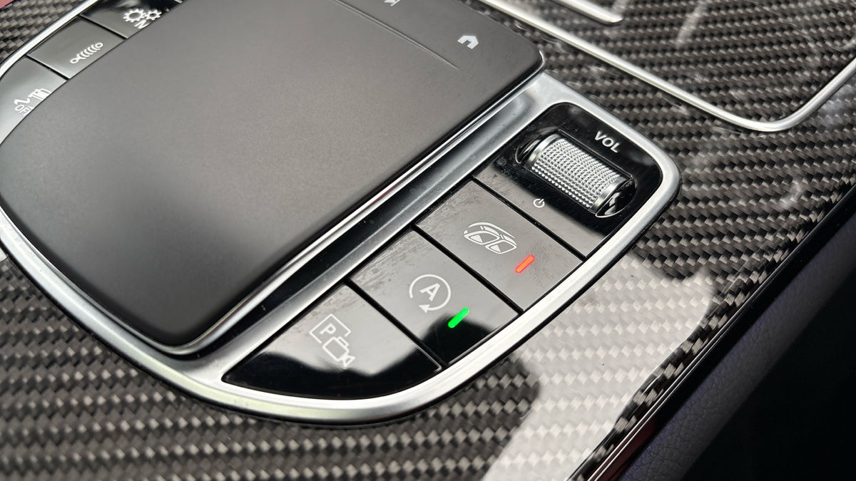 Mercedes-Benz GLC Image 30