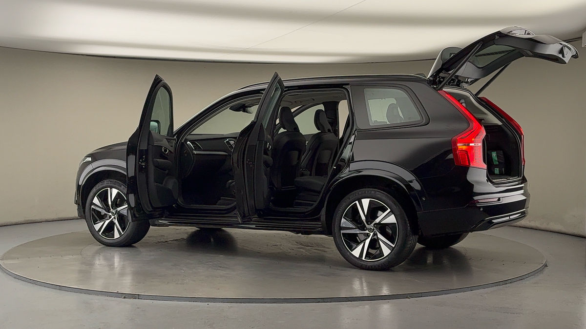 More views of Volvo XC90