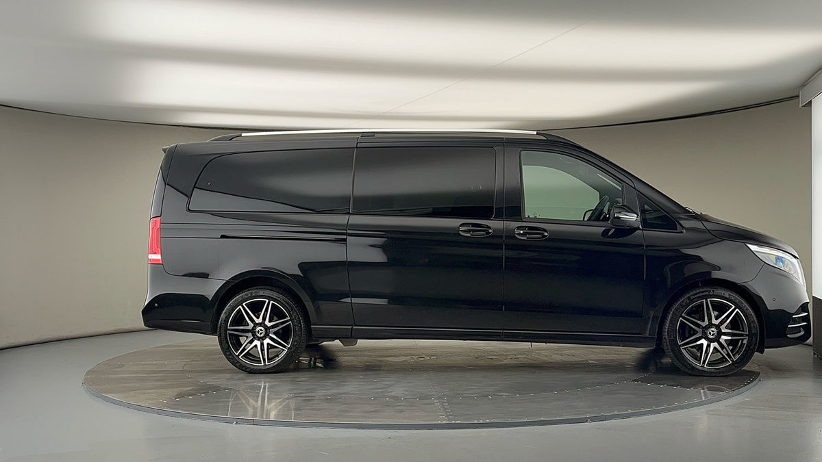 More views of Mercedes-Benz V Class