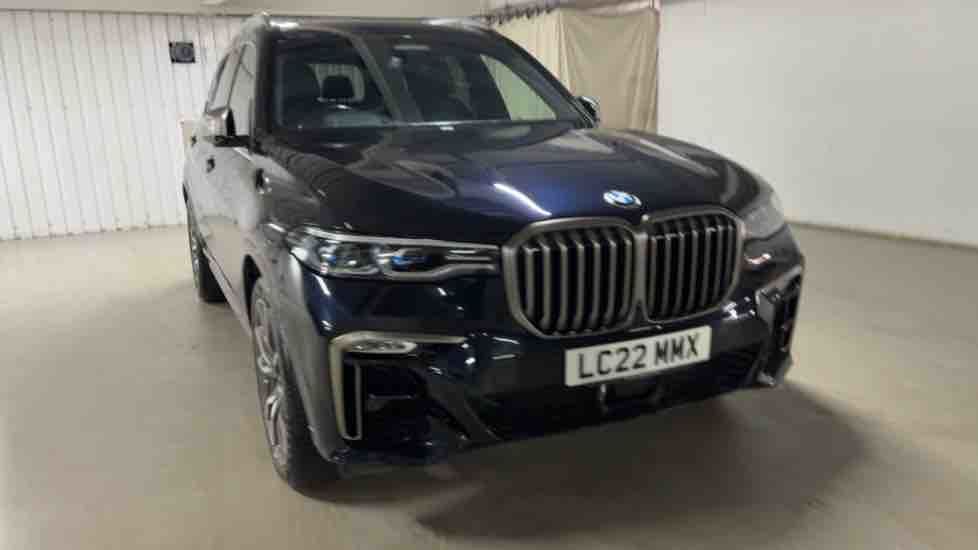 More views of BMW X7