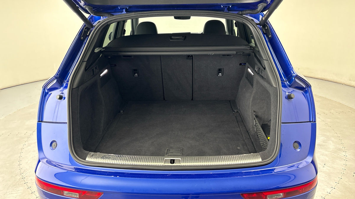 Audi Q5 Image 11