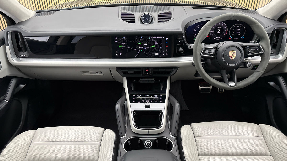 Porsche Cayenne Image 12