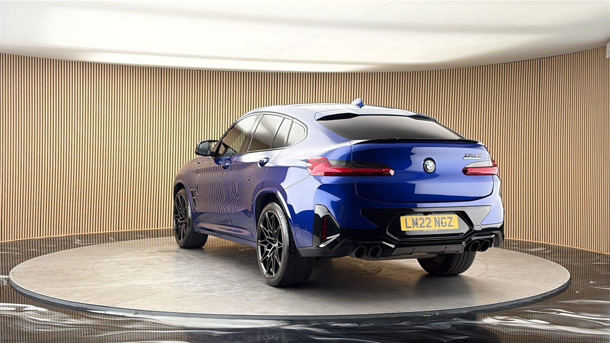 More views of BMW X4 M