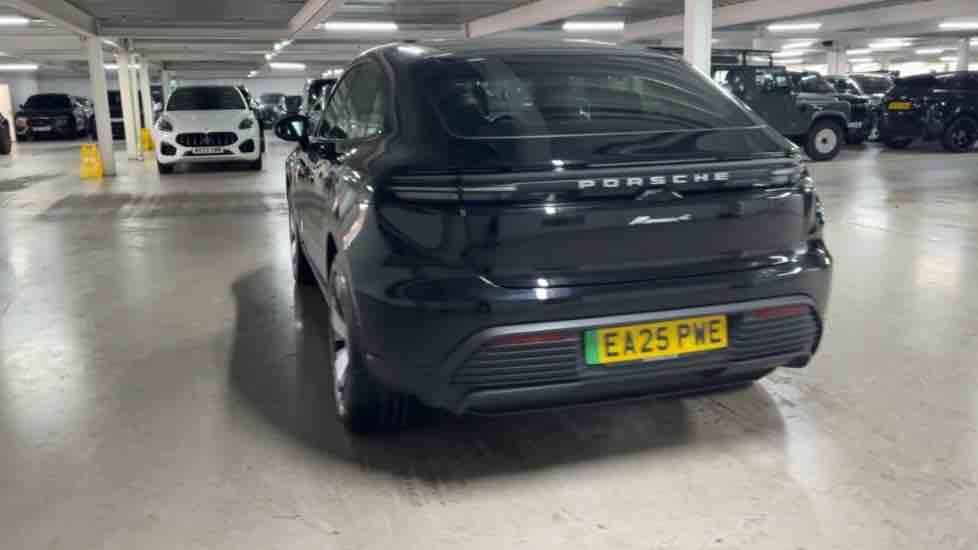 More views of Porsche Macan