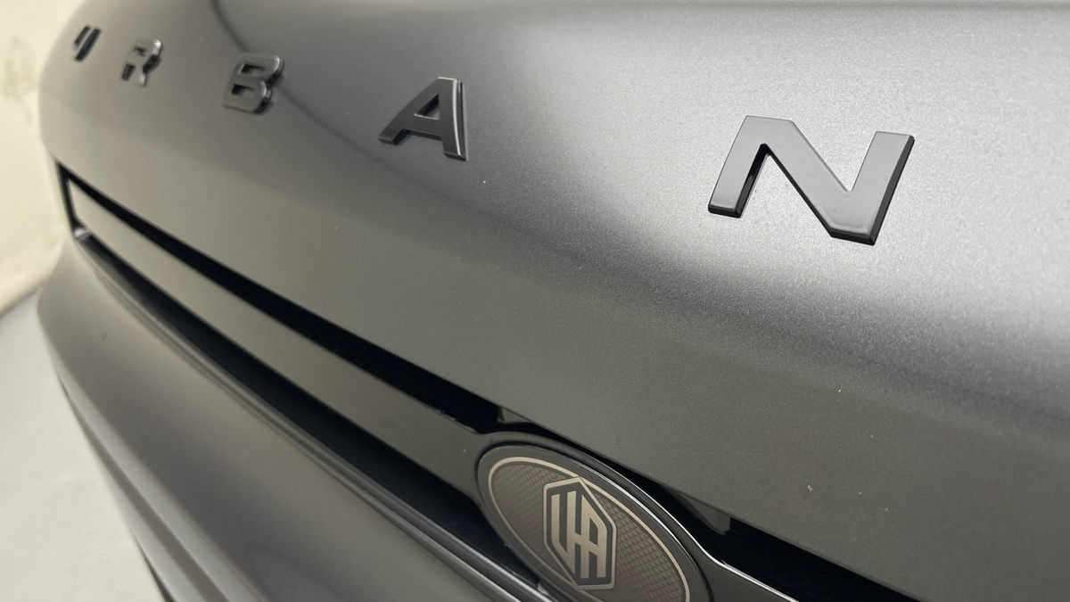 Land Rover Defender 110 Urban Image 24