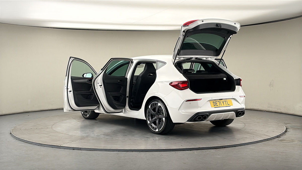 CUPRA Leon Image 23