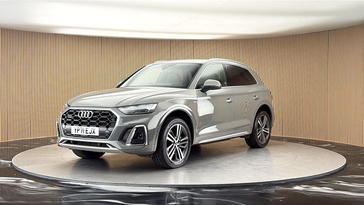 More views of Audi Q5