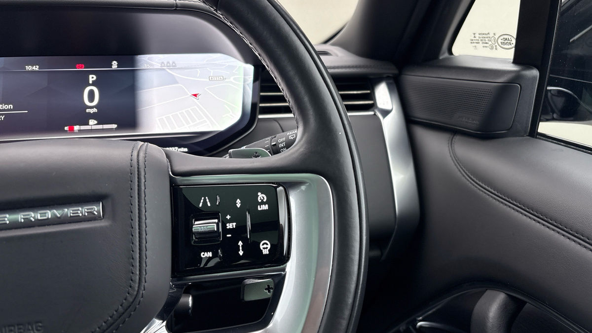 Land Rover Range Rover Image 14