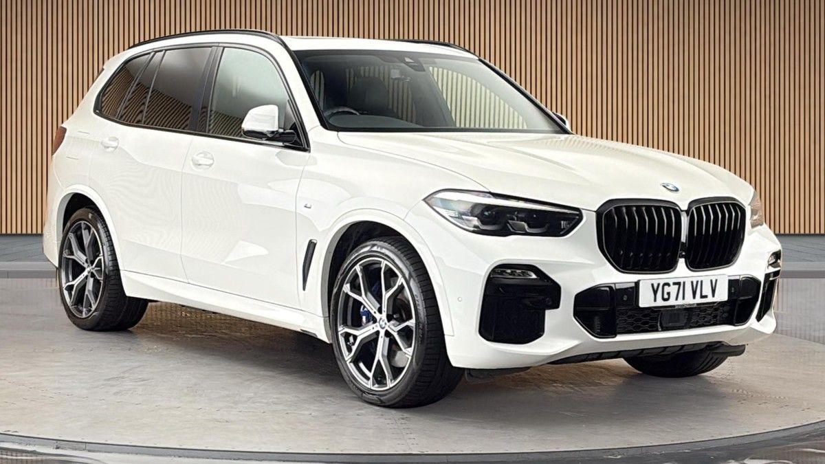 BMW X5 Sticky Header Image