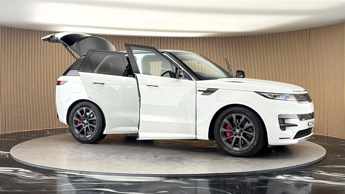 More views of Land Rover Range Rover Sport