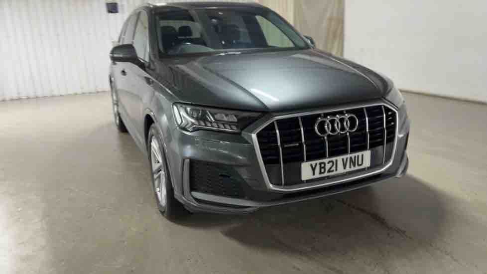 More views of Audi Q7