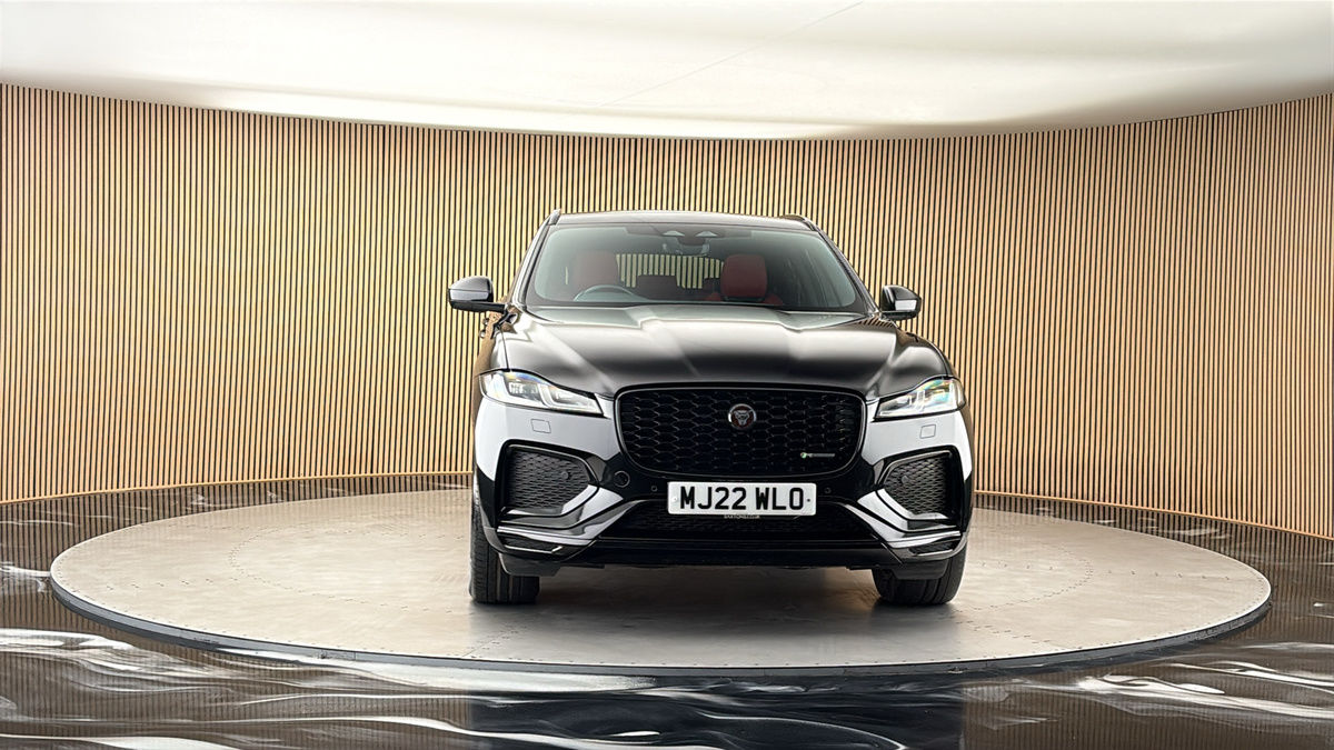 More views of Jaguar F-PACE