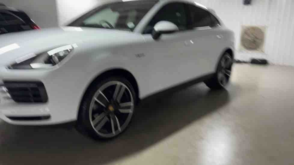 More views of Porsche Cayenne