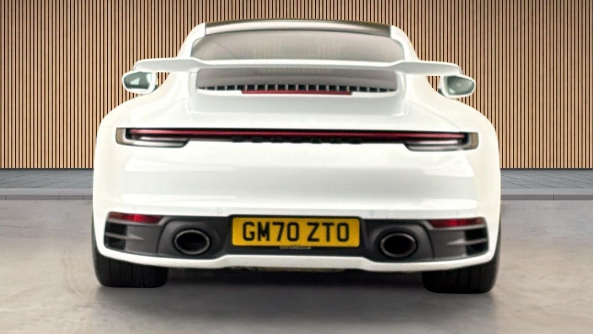 Porsche 911 Image 4