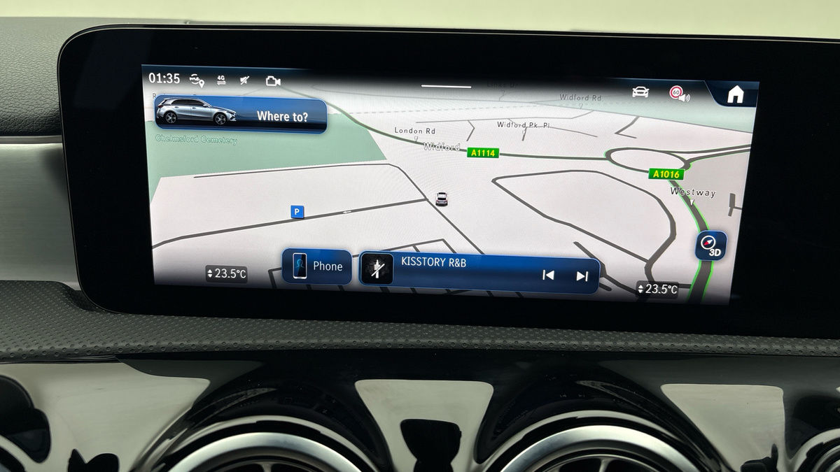 Mercedes-Benz A Class Image 17