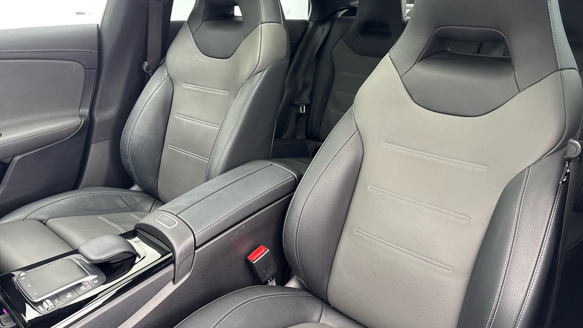 Mercedes-Benz CLA Image 7