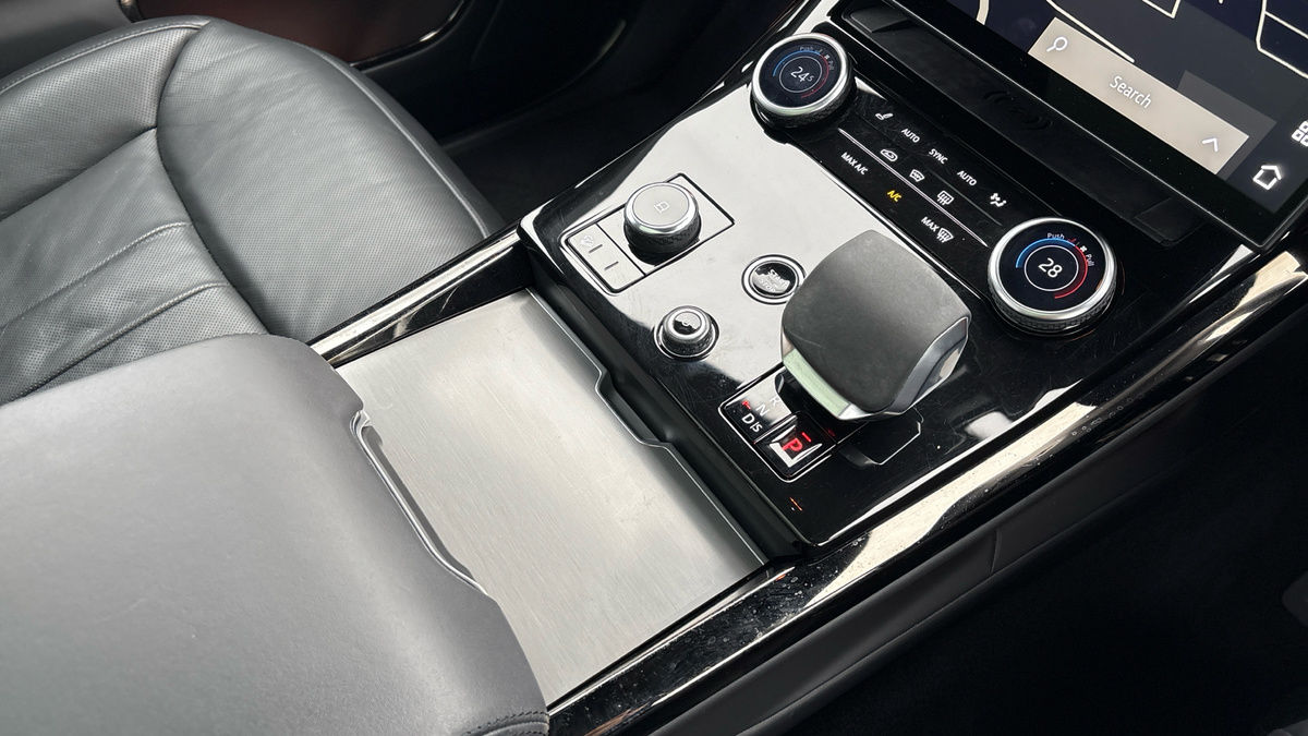 Land Rover Range Rover Sport Image 18