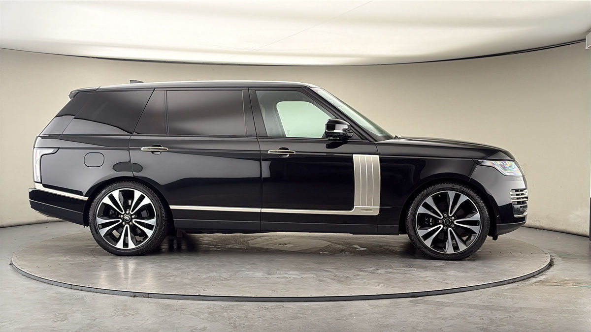 More views of Land Rover Range Rover