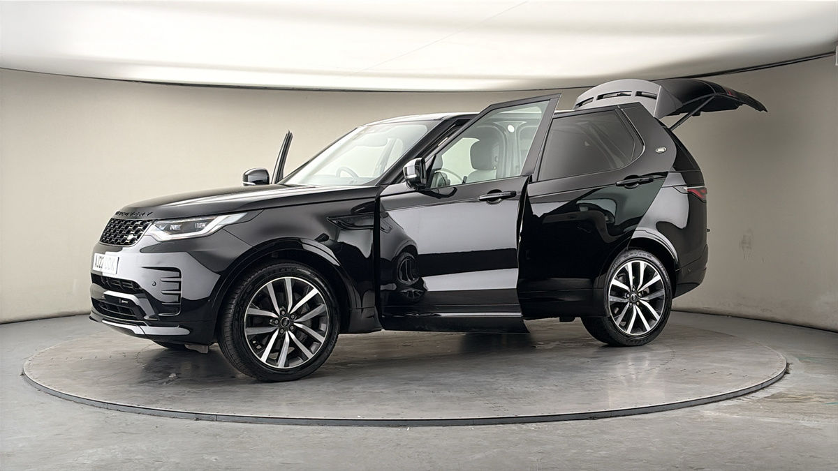 More views of Land Rover Discovery