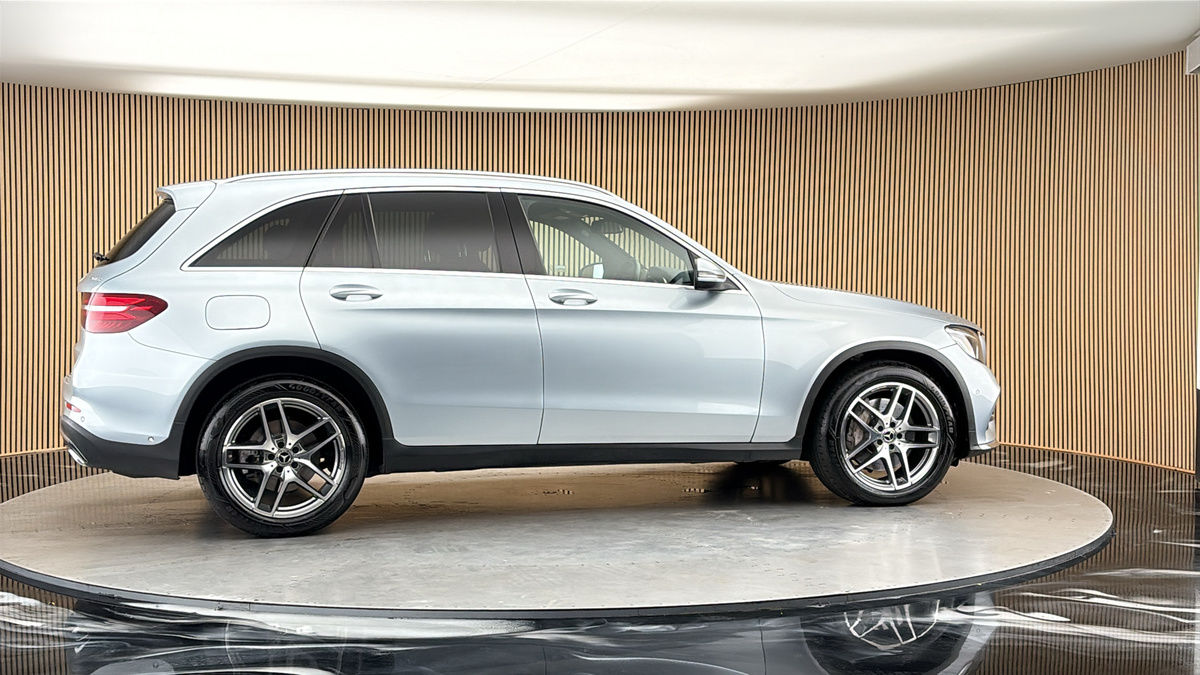 More views of Mercedes-Benz GLC