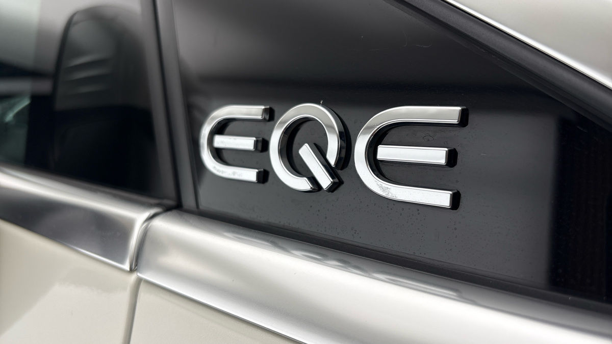 Mercedes-Benz EQE Image 32