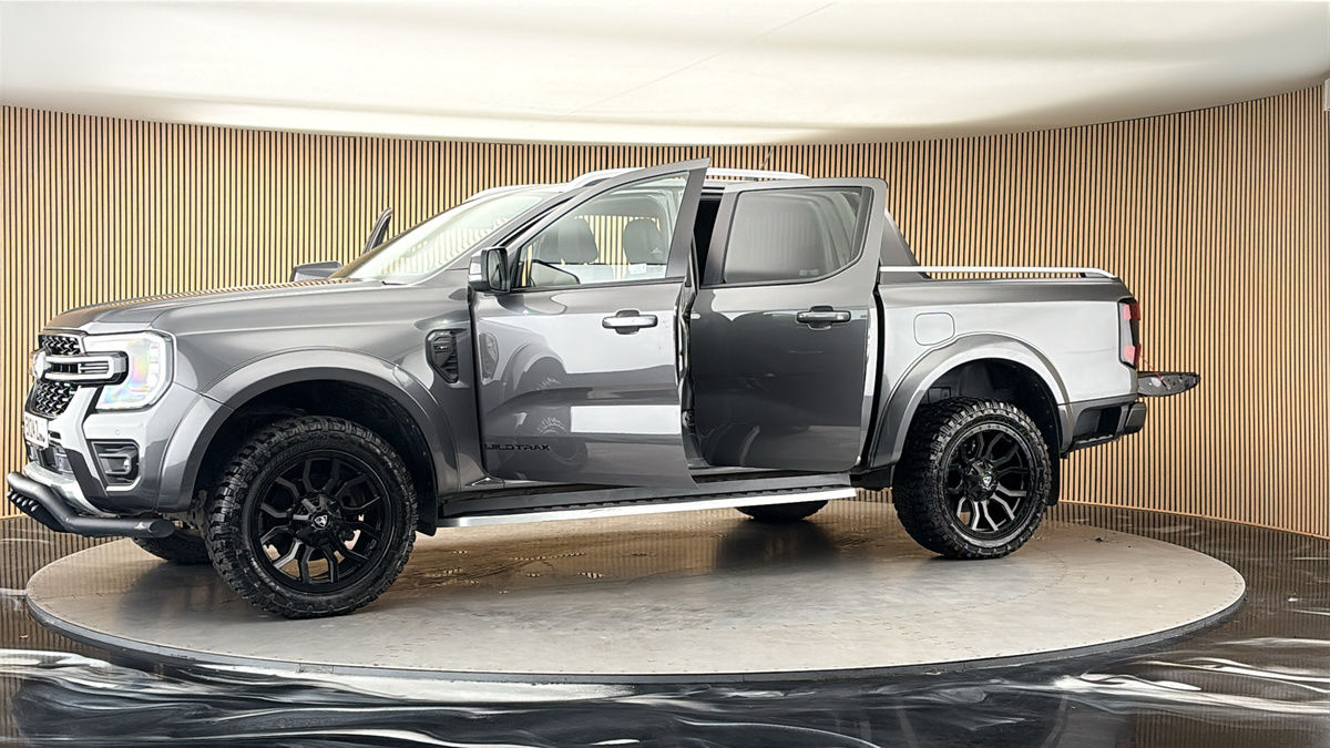 More views of Ford Ranger