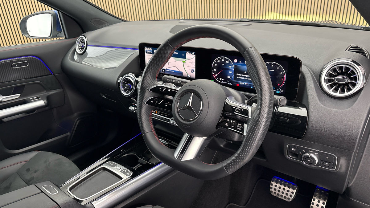Mercedes-Benz GLA Image 5