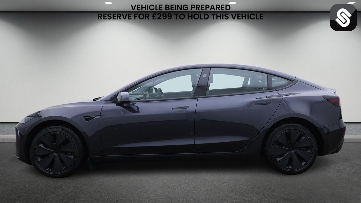 Tesla Model 3 Image 6