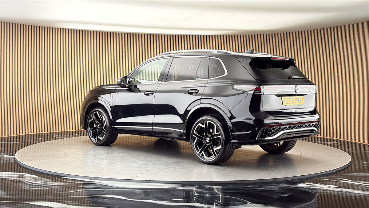 More views of Volkswagen Tiguan
