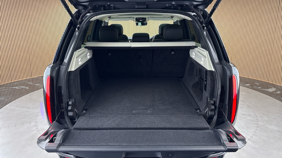 Land Rover Range Rover Image 11