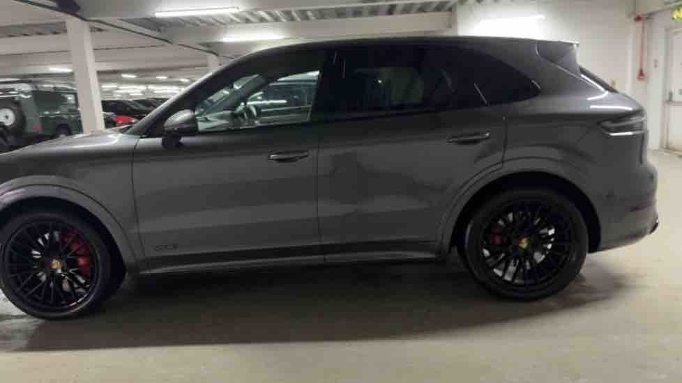 More views of Porsche Cayenne