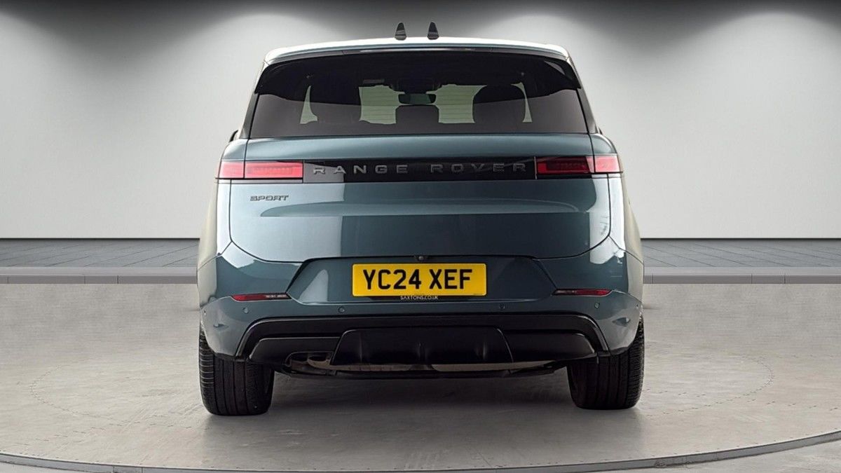 Land Rover Range Rover Sport Image 4