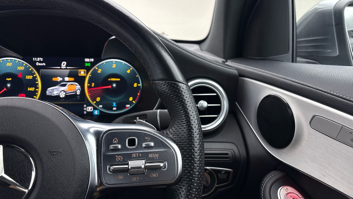 Mercedes-Benz GLC Image 14