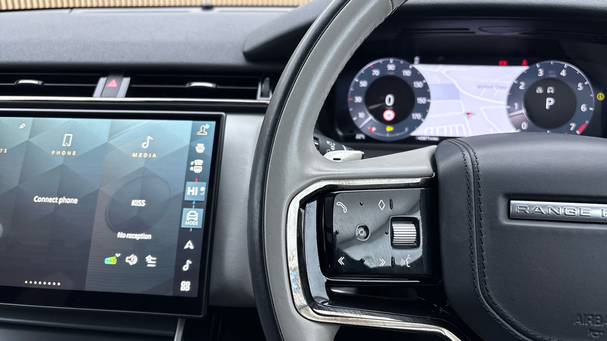 Land Rover Range Rover Velar Image 13