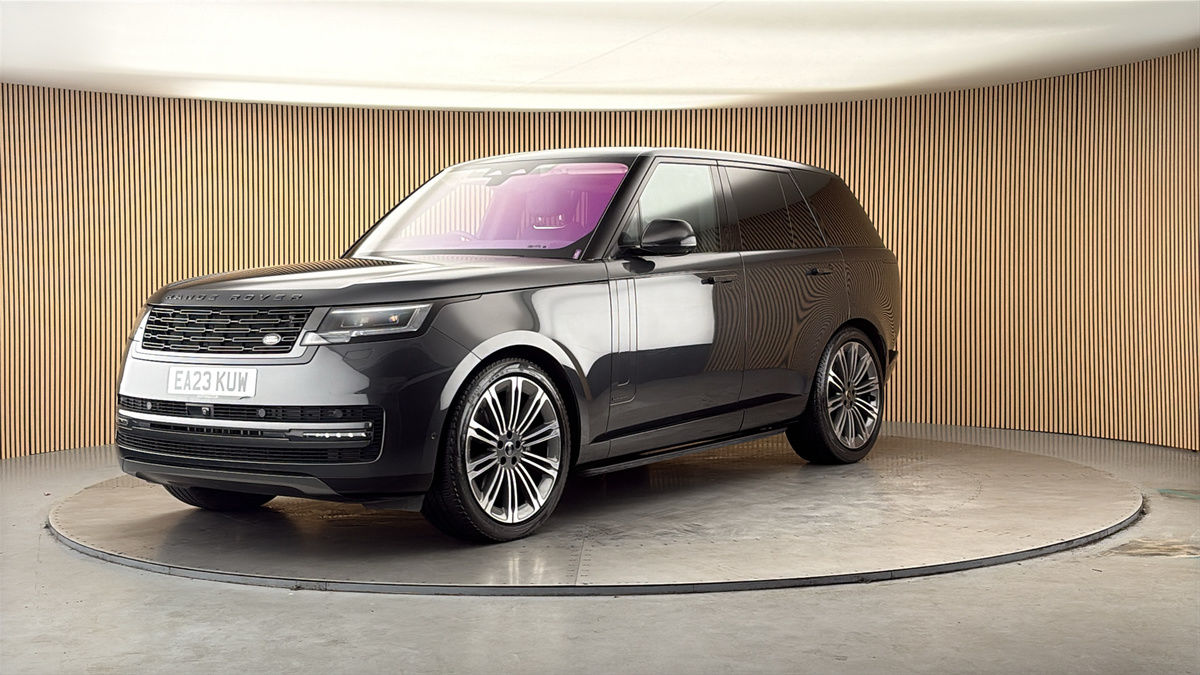 More views of Land Rover Range Rover