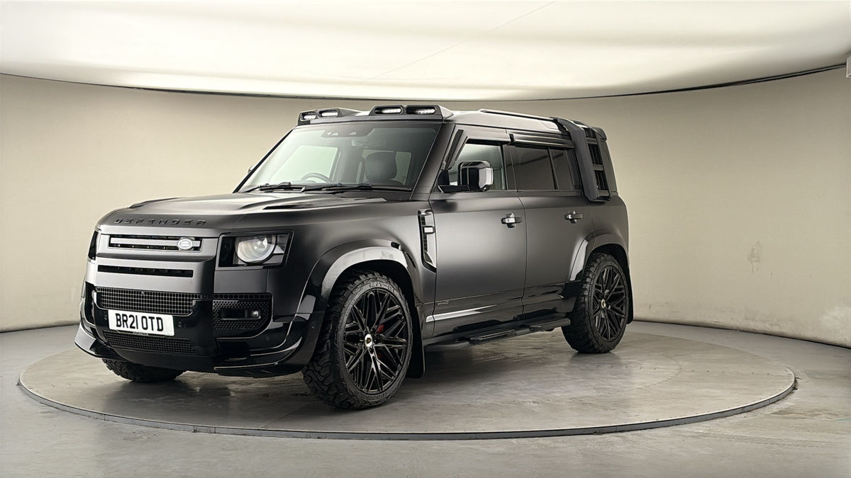 More views of Land Rover Defender 110