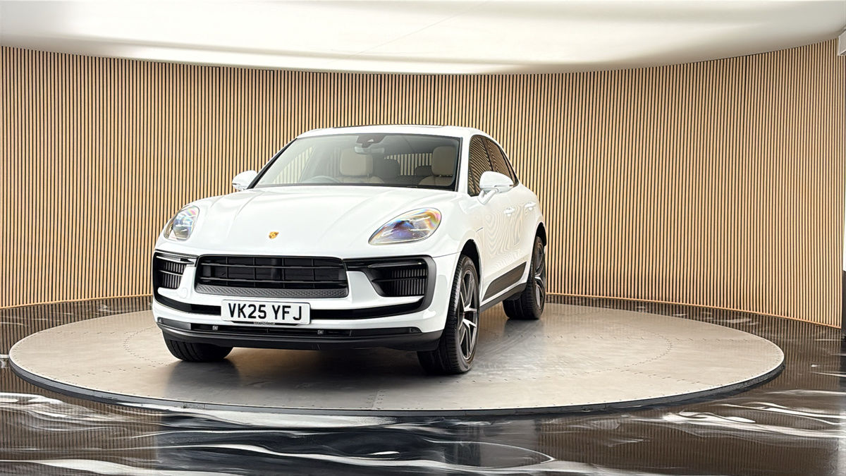 More views of Porsche Macan