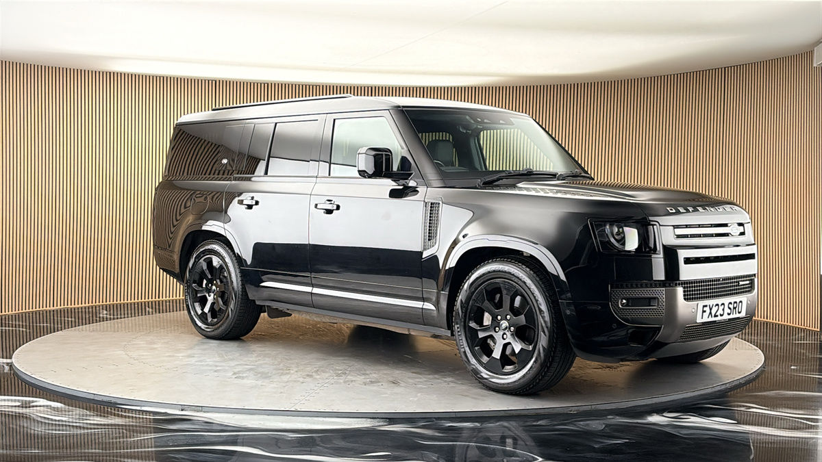 More views of Land Rover Defender 130