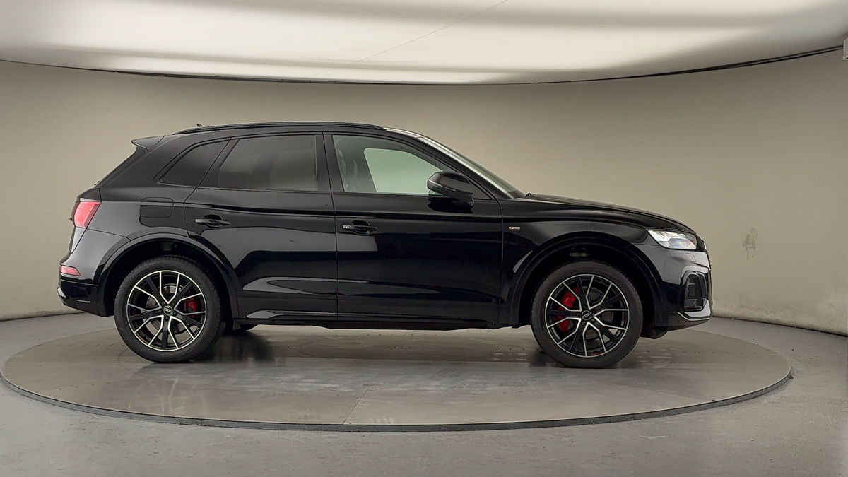 More views of Audi Q5