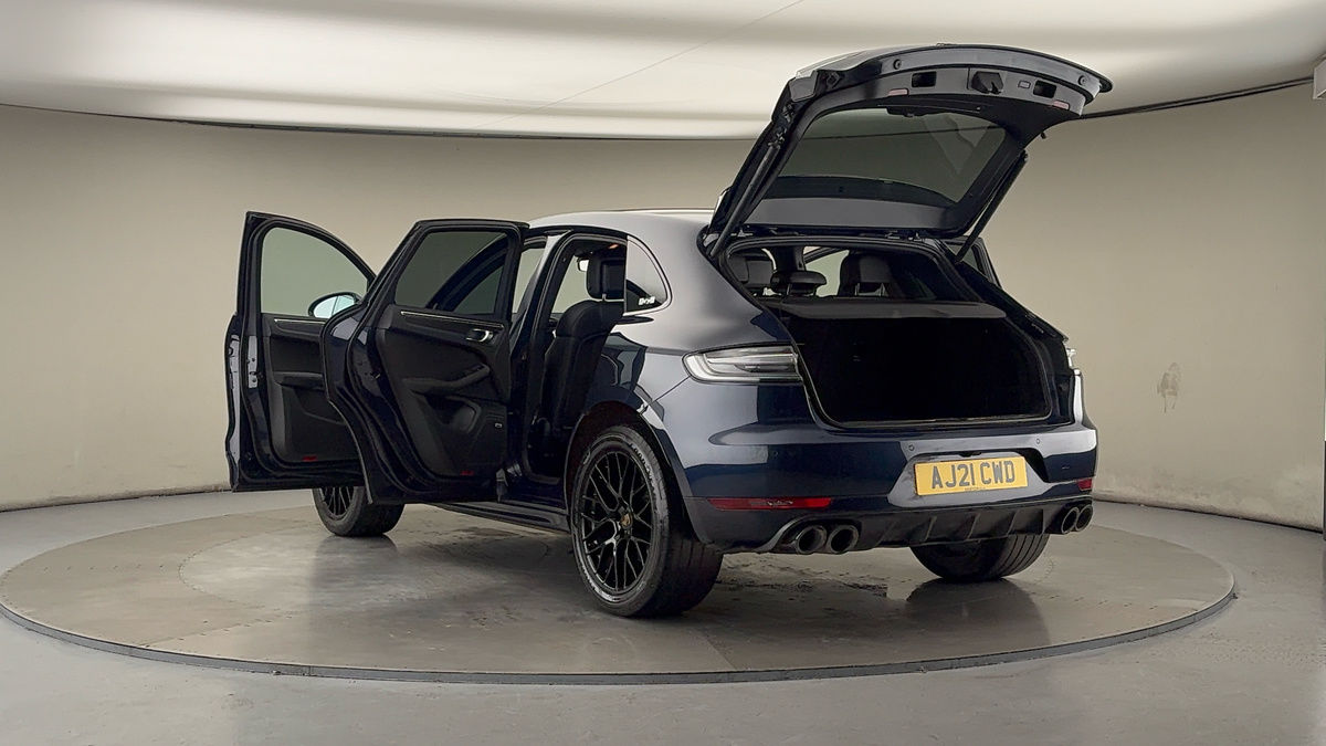 Porsche Macan Image 23