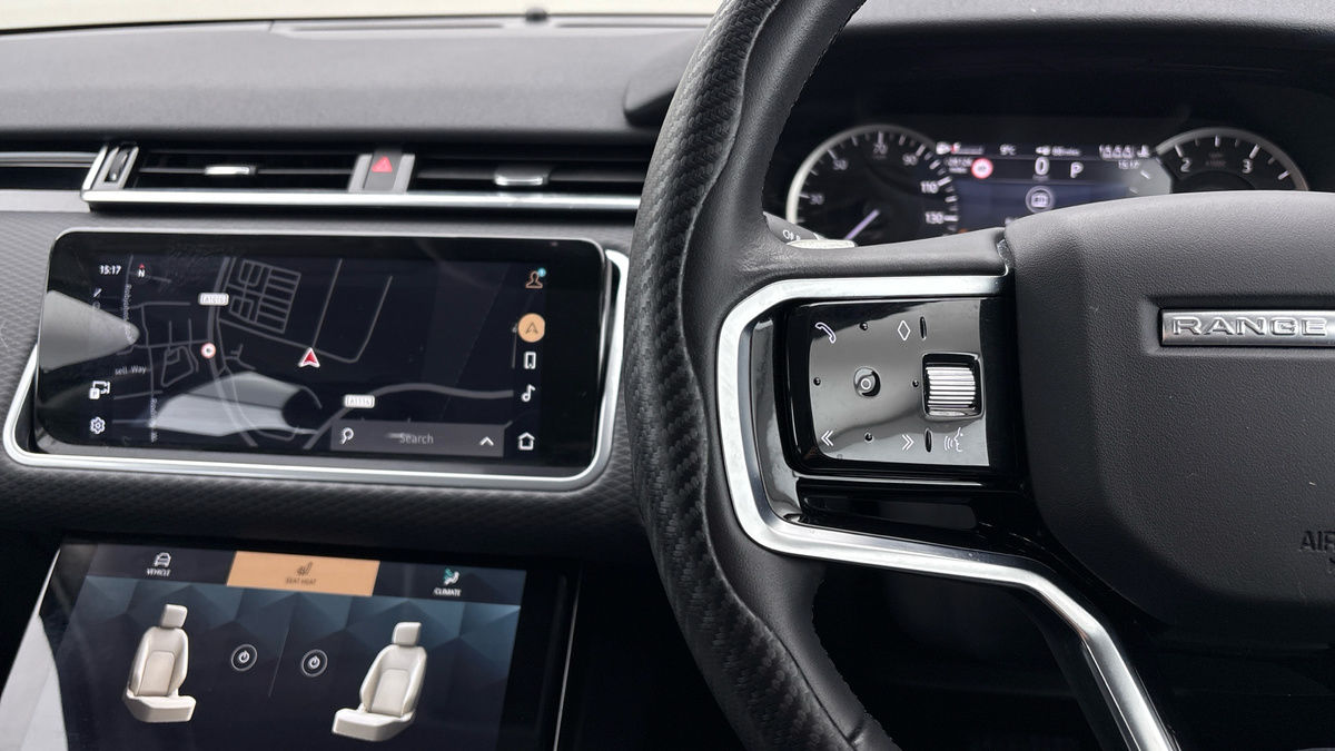 Land Rover Range Rover Velar Image 13