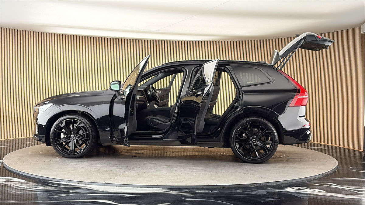 More views of Volvo XC60