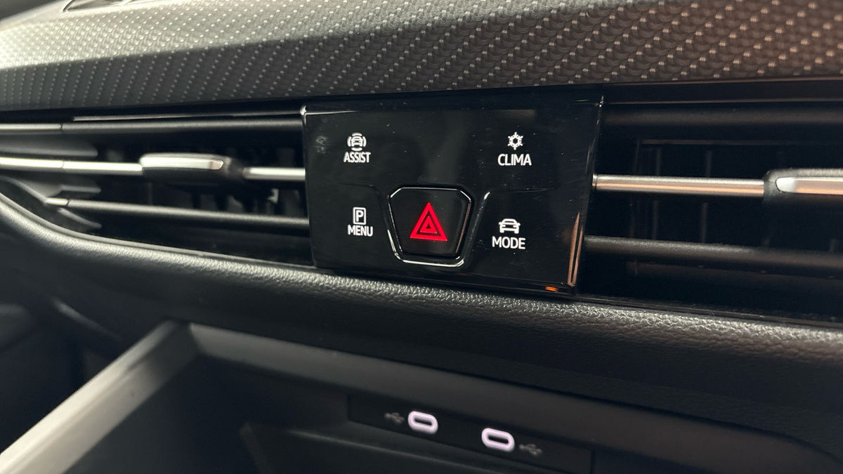 Volkswagen Golf Image 6