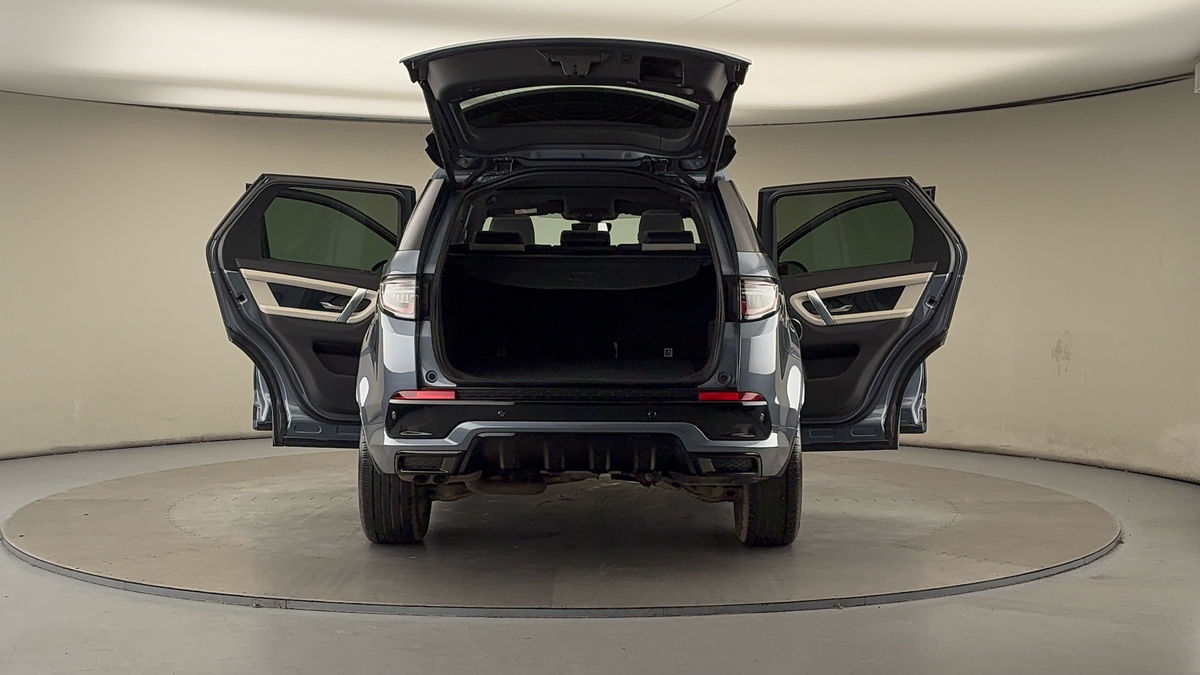 More views of Land Rover Discovery Sport