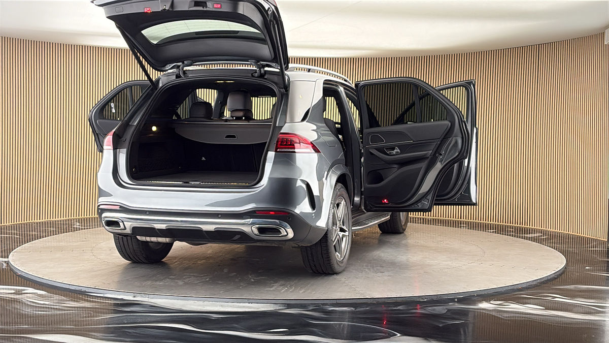 More views of Mercedes-Benz GLE