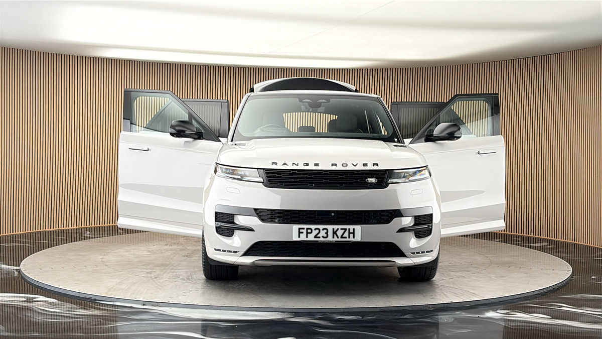 More views of Land Rover Range Rover Sport