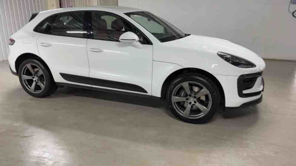 More views of Porsche Macan