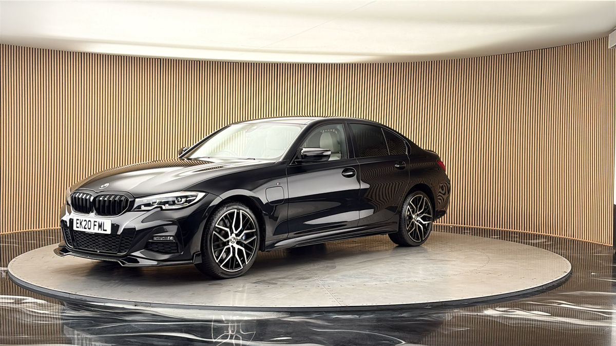 BMW 3 Series Image 20
