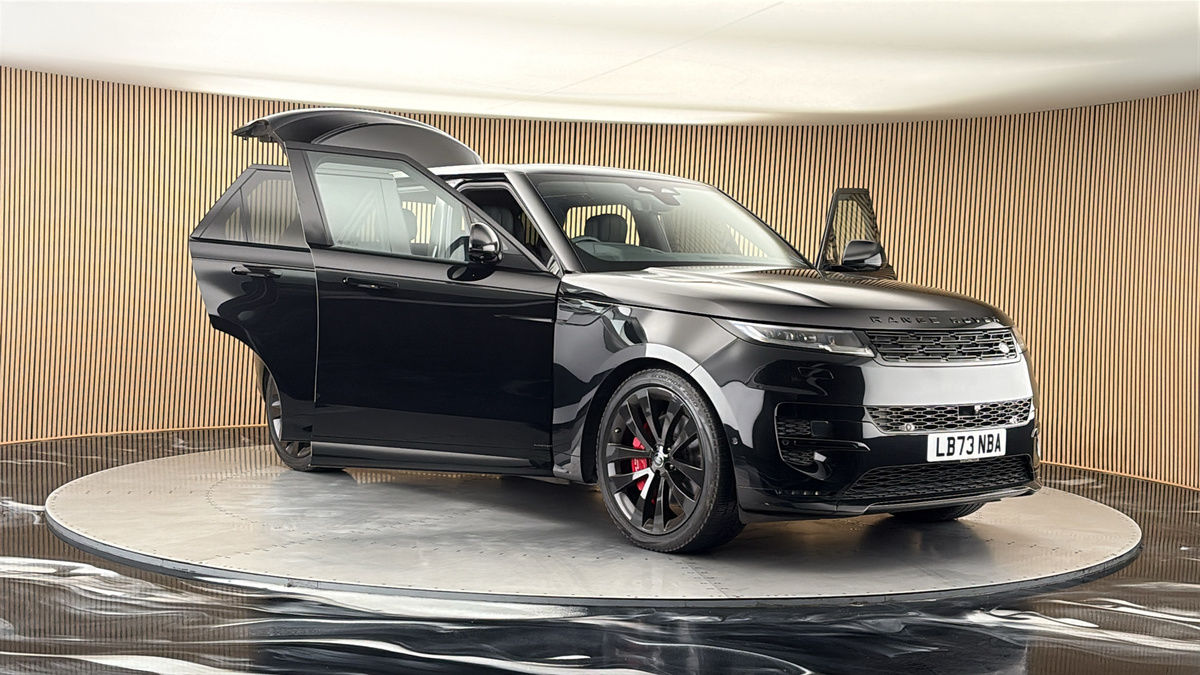 More views of Land Rover Range Rover Sport